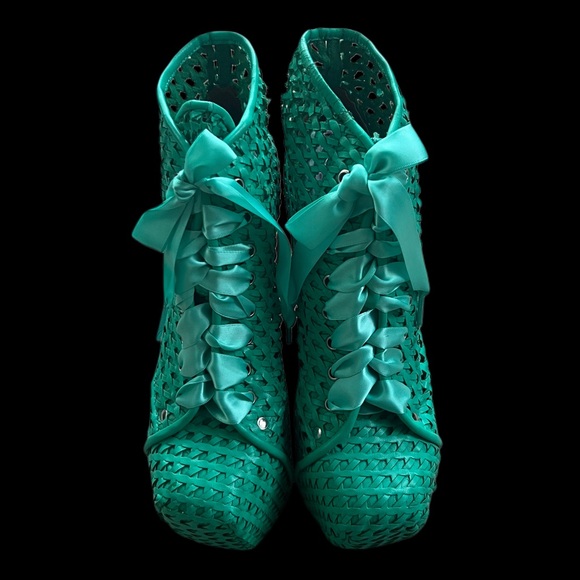 Jeffrey Campbell Green Lita Platform Shoes - Picture 5 of 12